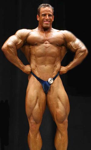bodybuilder-todd-jewell-lats.jpg